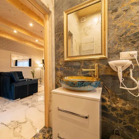 Luxury & Zalinski Dağ evi